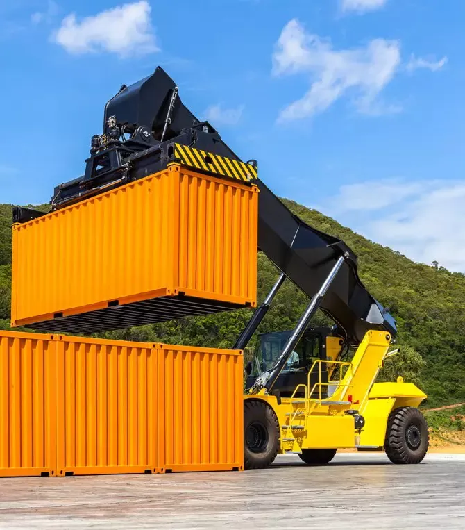 m-logistics-compromiso-gestion-carga-contenedores